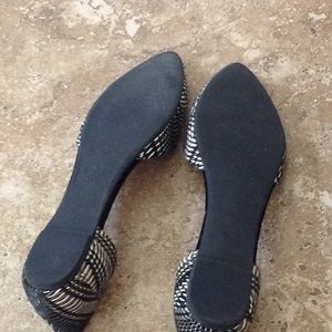 Jeffrey Campbell Shoes - ✅NWOT Jeffrey Campbell d'orsay print flats Jeffrey Campbell Shoes - ✅NWOT Jeffrey Campbell d'orsay print flats